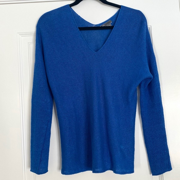 Vince Double V 100% Linen Sweater - XS - Picture 2 of 6